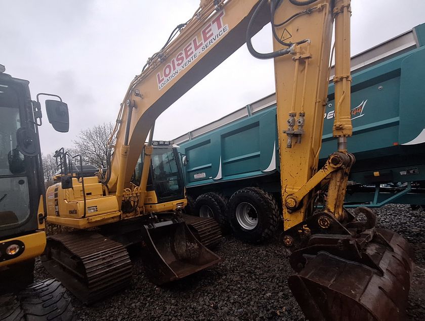 KOMATSU PC210LC-11 - 16532