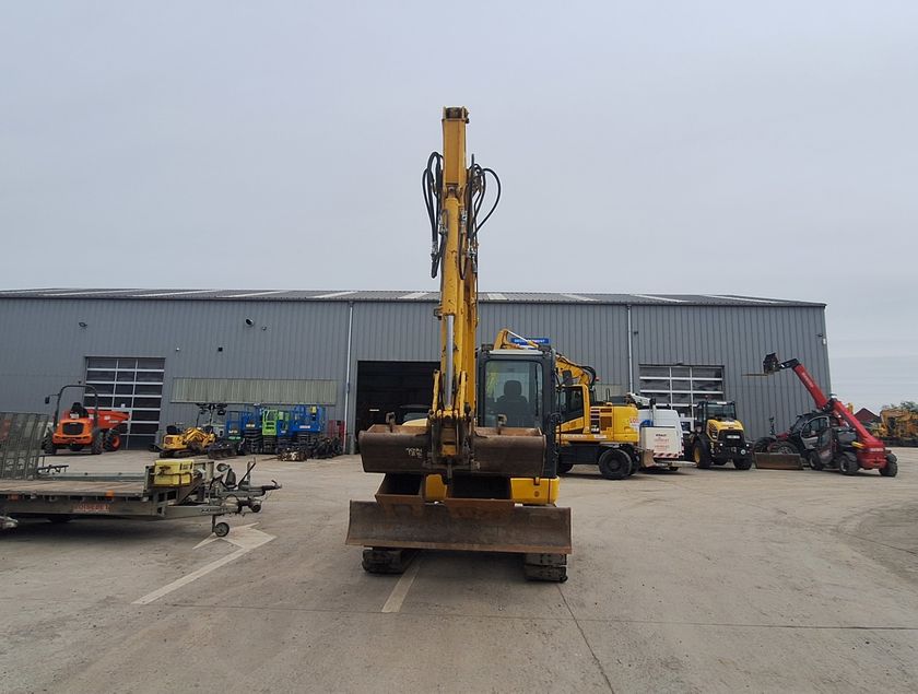 KOMATSU PC80MR-5 - 17025