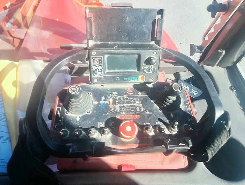 MANITOU MRT 2470 PRIVILEGE + ST4 S1 - 17063