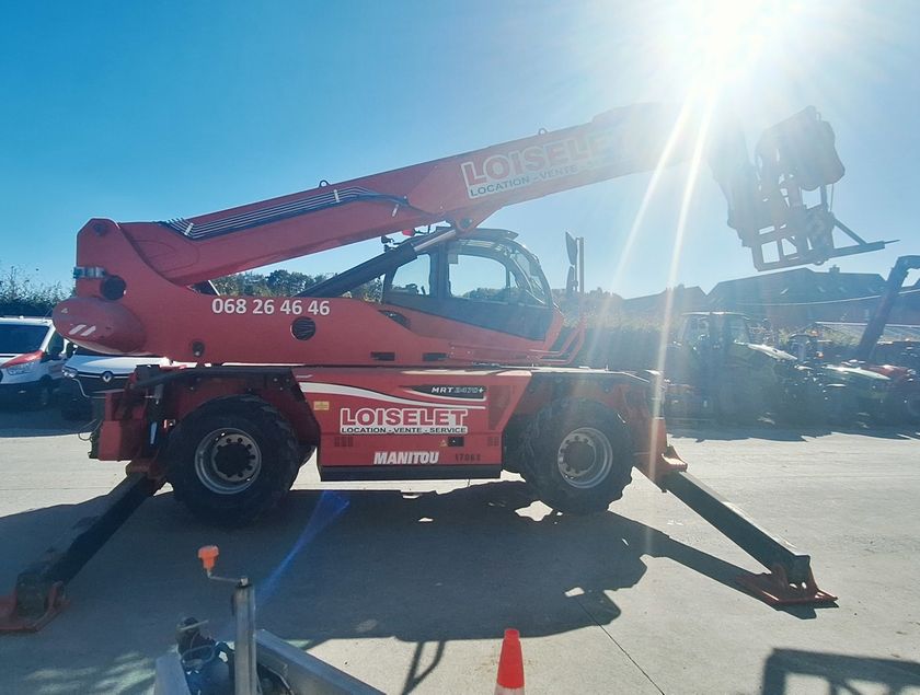 MANITOU MRT 2470 PRIVILEGE + ST4 S1 - 17063