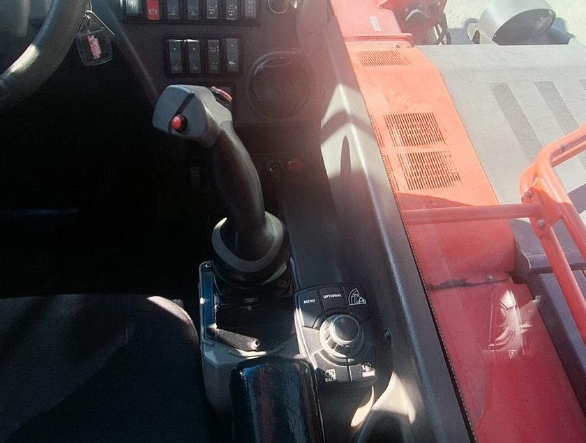MANITOU MRT 2470 PRIVILEGE + ST4 S1 - 17063