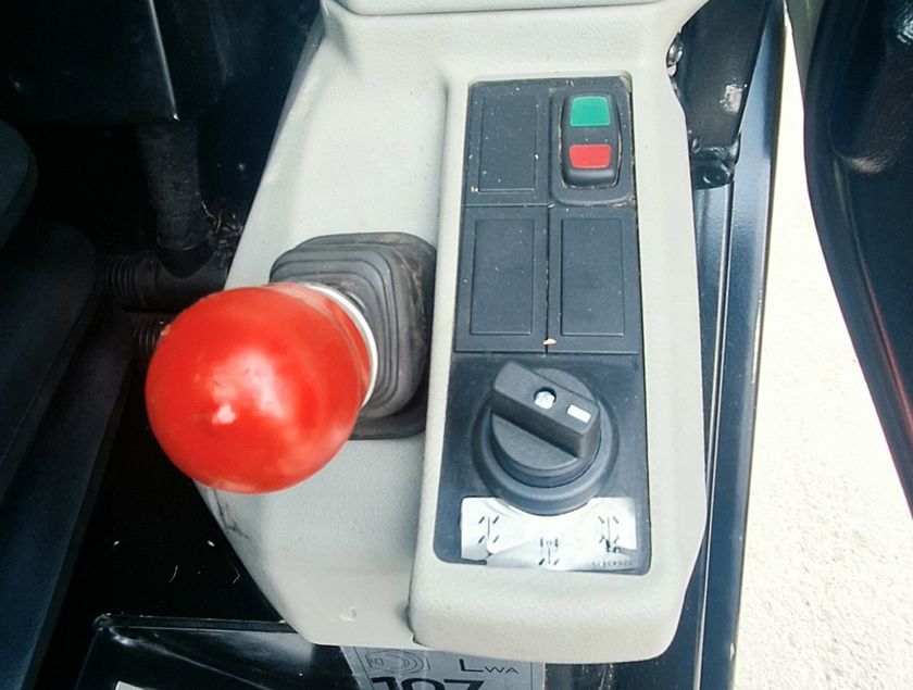 MLT 635 130 PS D ST5 S2 - 19781