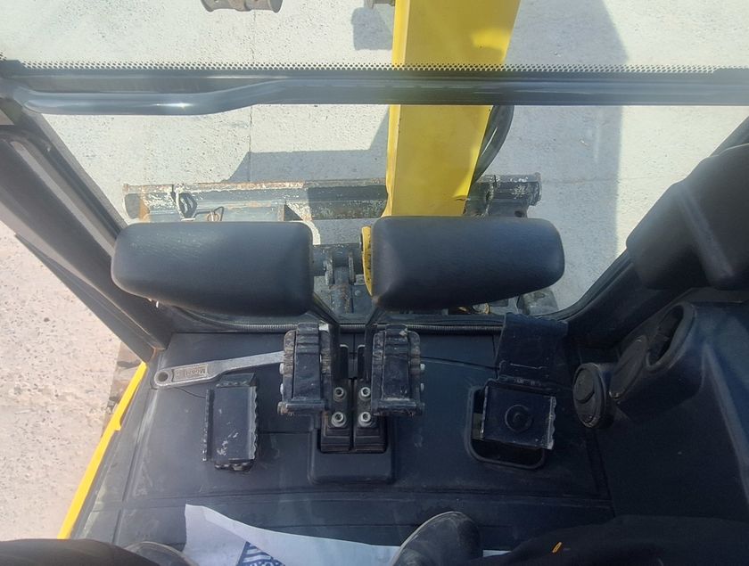 KOMATSU PC16R-3HS - 22146