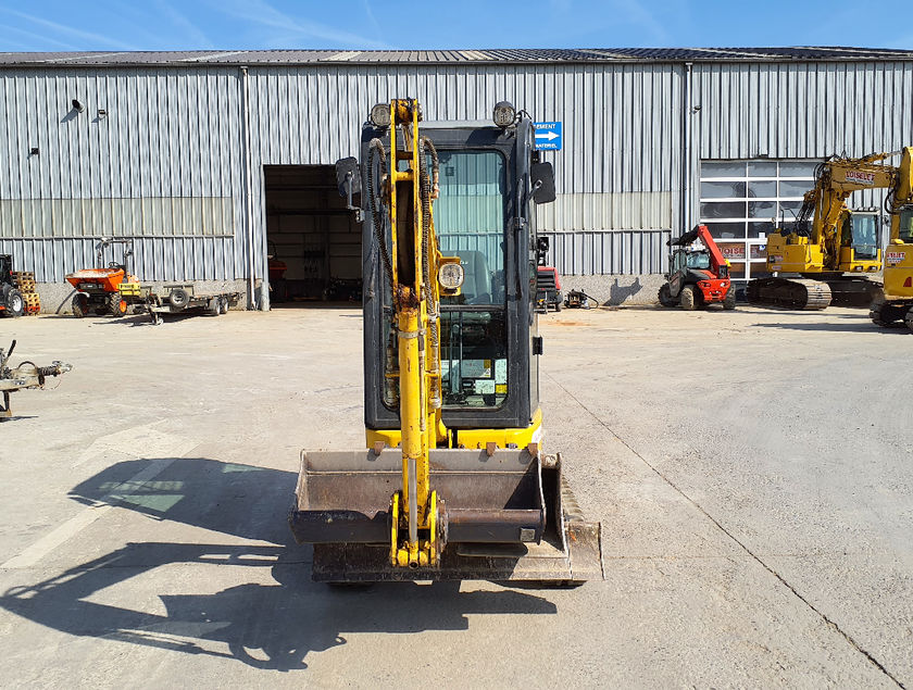 KOMATSU PC16R-3HS - 22522