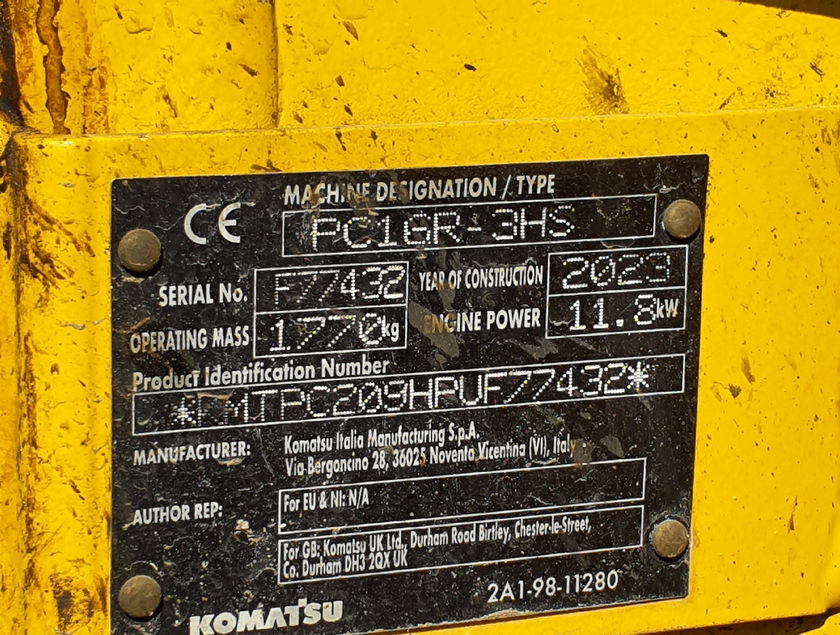 KOMATSU PC16R-3HS - 22522