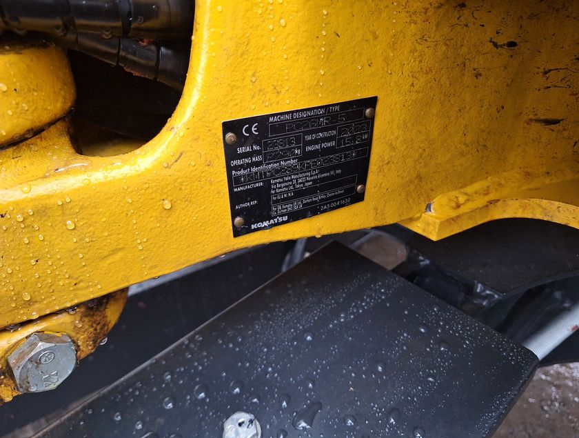 KOMATSU PC26MR-5 - 22535
