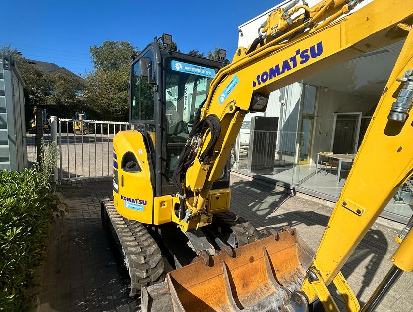 KOMATSU PC26MR-5 - 22536