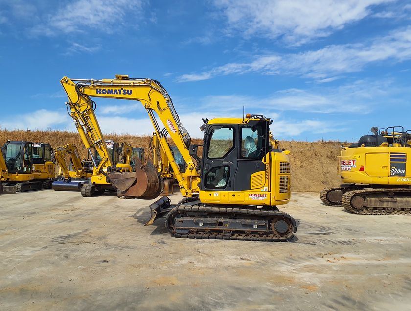 KOMATSU PC88MR-11 - 22555