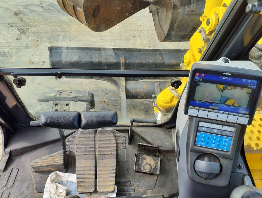 KOMATSU PC88MR-11 - 22555