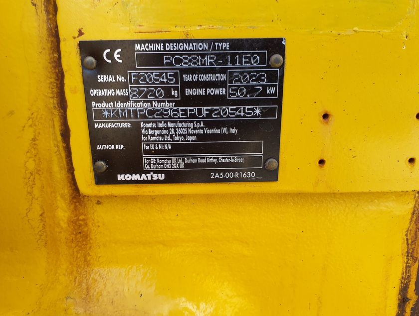 KOMATSU PC88MR-11 - 22555