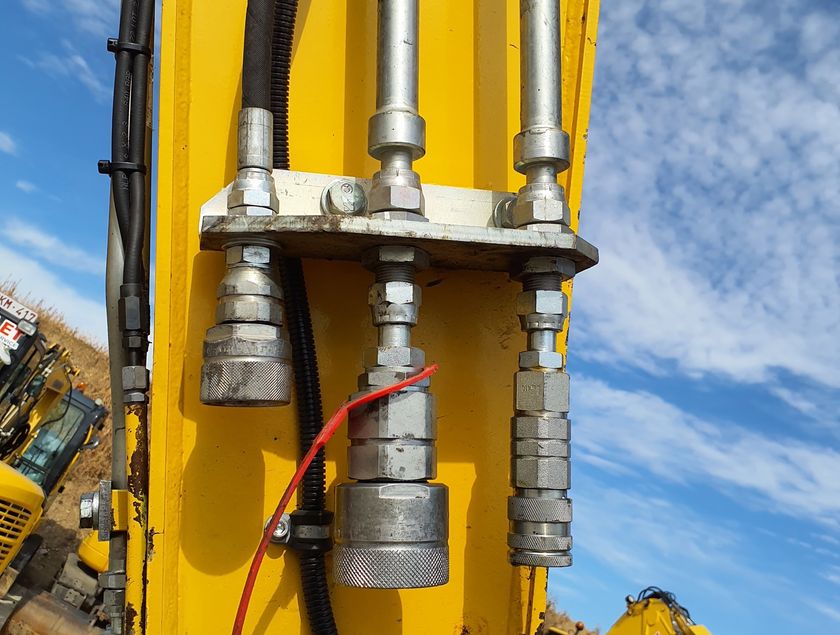 KOMATSU PC88MR-11 - 22555