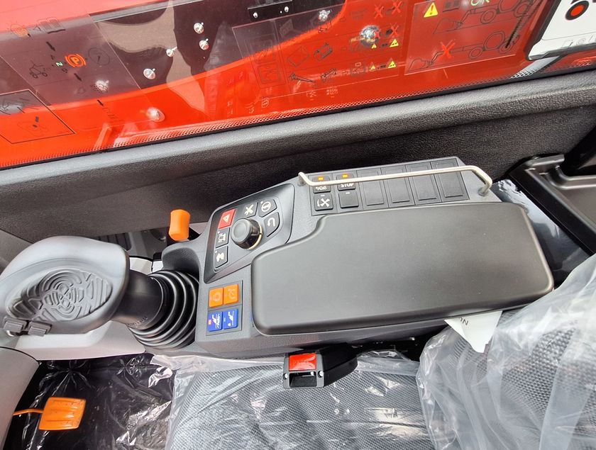 MLT 635 130 PS D ST5 S1 - 23536