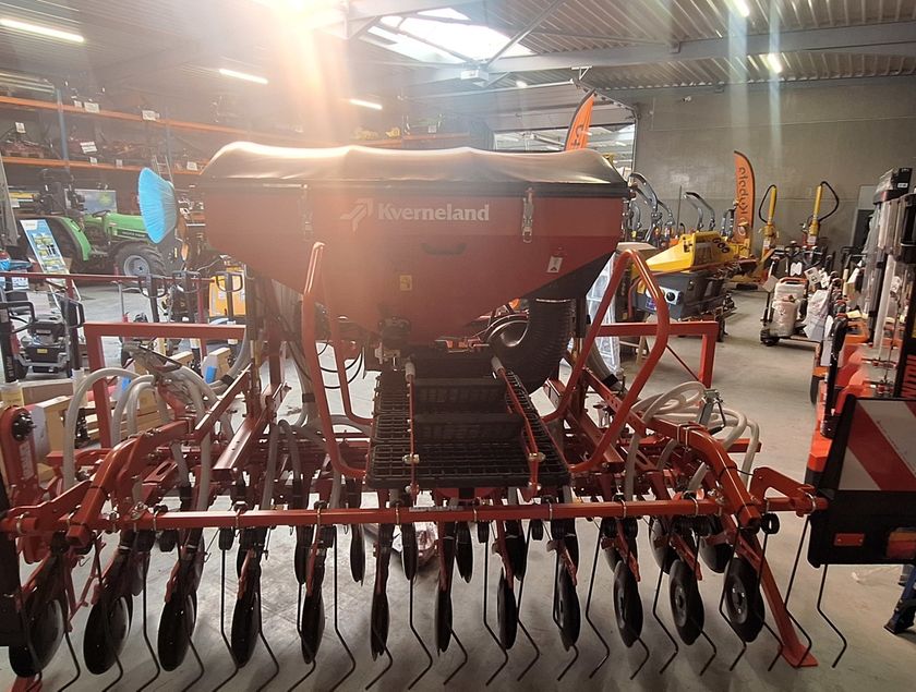 KVERNELAND SATERRA 1030 - 3.00 M 12.5 CM - 31964