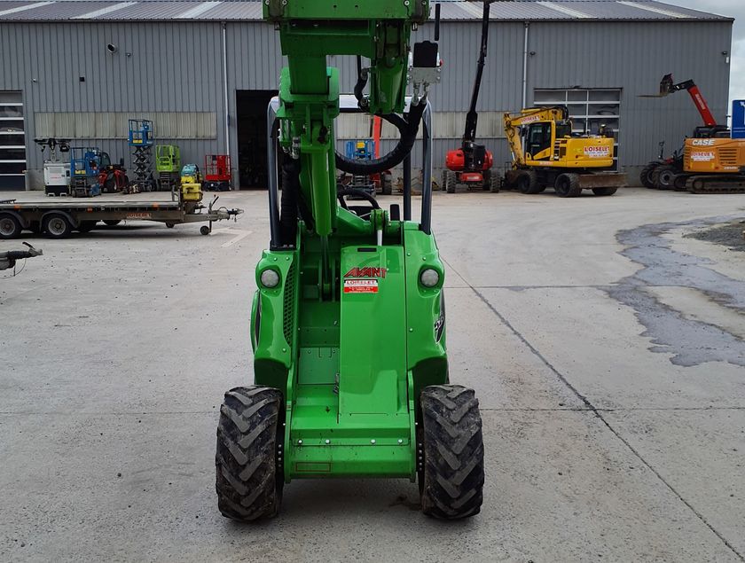 AVANT 528 TDL - 32660