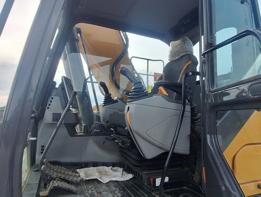 CX210E-S - 34360