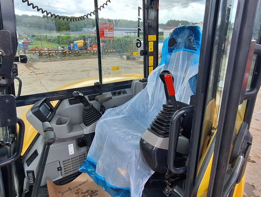 KOMATSU PC80MR-5 - 34443