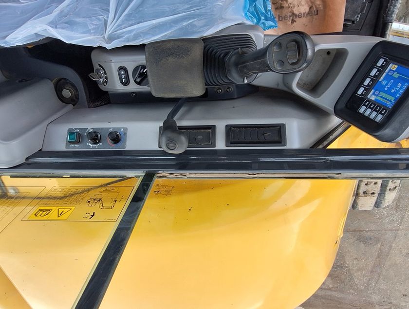 KOMATSU PC80MR-5 - 34443