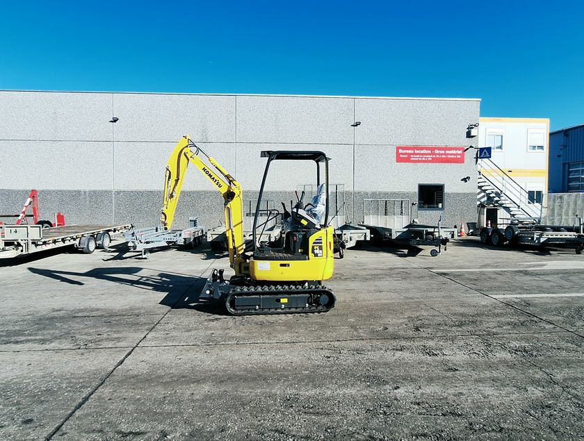 KOMATSU PC16R-3HS - 37233