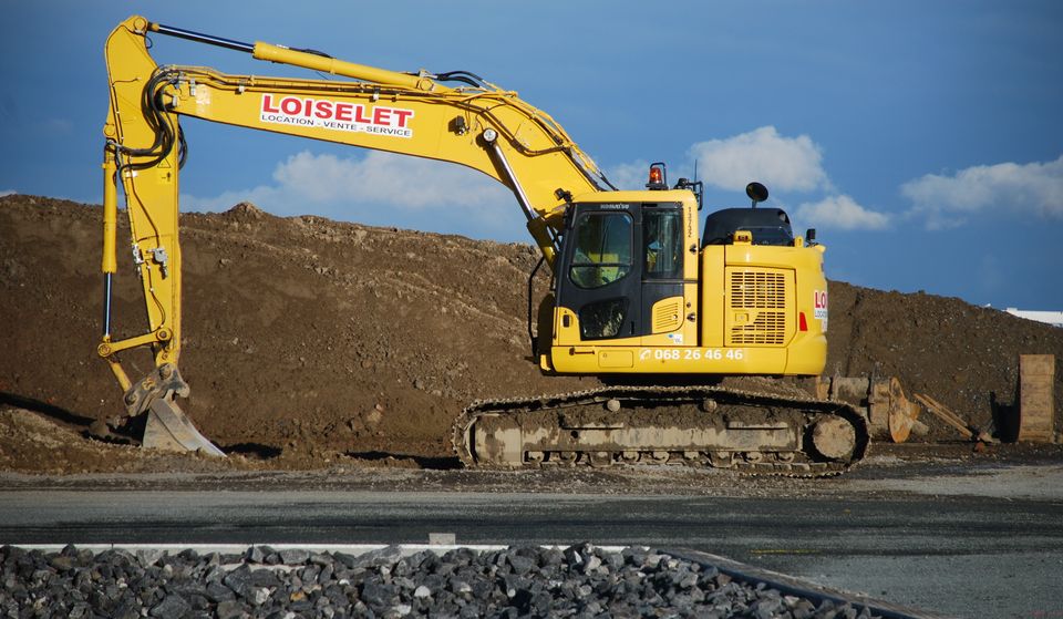 Votre Dealer officiel Komatsu