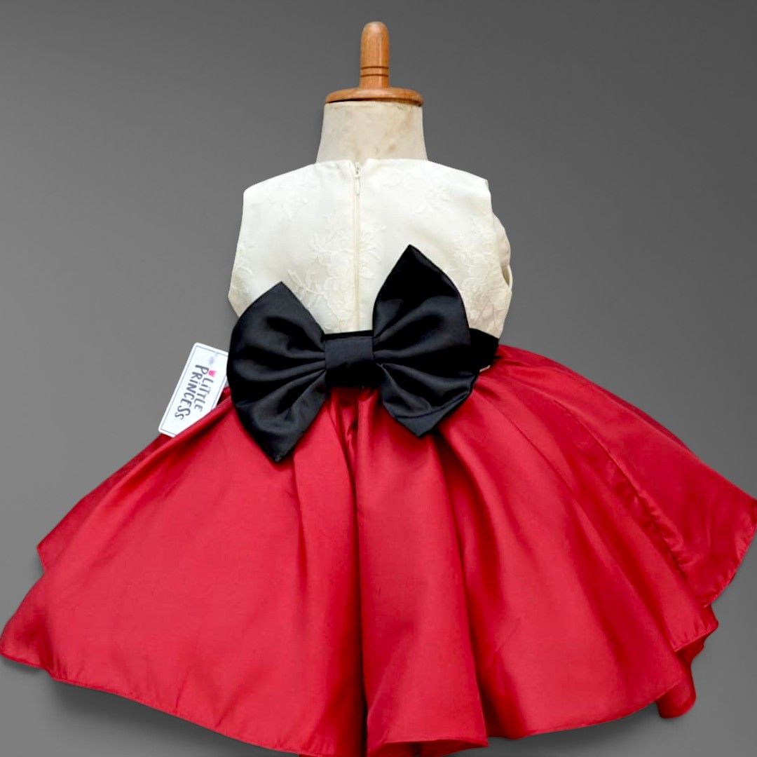 Elegant Silk Dress – handmade girls outfit, lace net body with a silk skirt, made to order in Pakistan