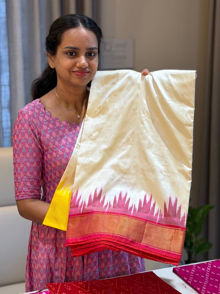 Rangkat Floral Ikat Silk Saree