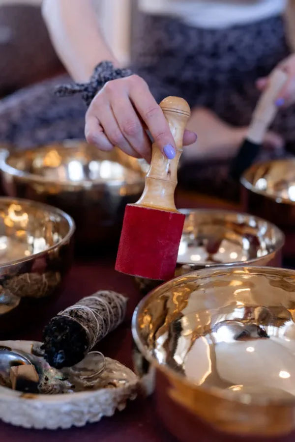 Sacred Sunday - Hypnosis & Sound – Image 1