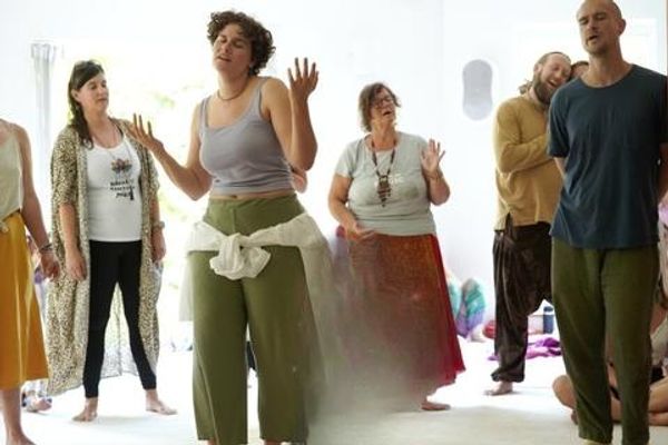 Dance Yoga- "Sei dabei - Tanz dich frei!" – Image 1