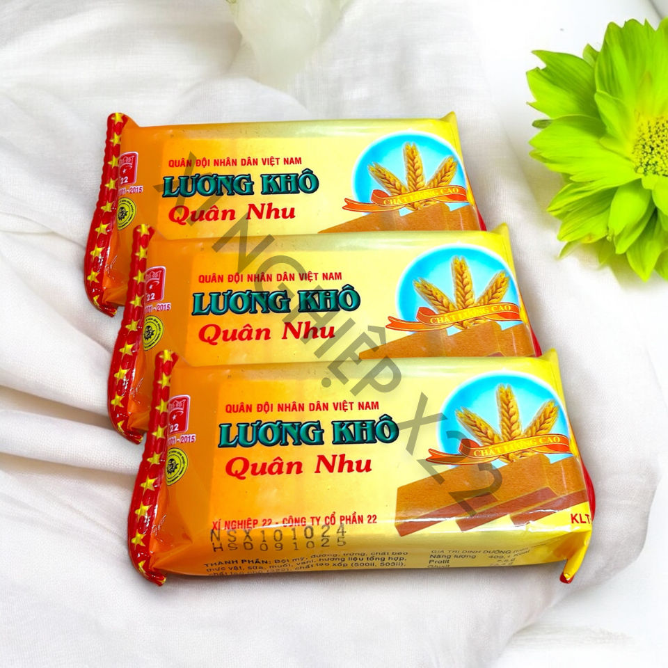 Lương khô quân nhu