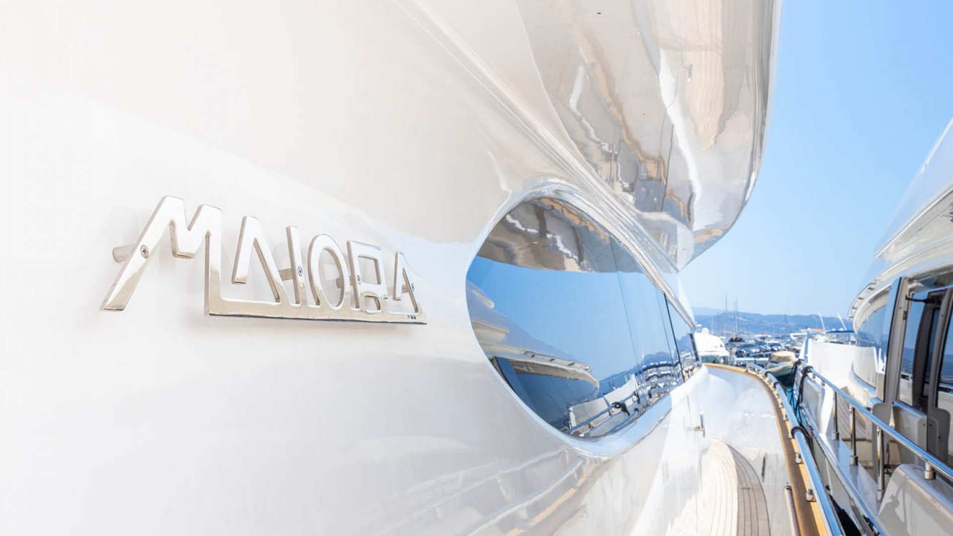 Maiora 26m charter yacht photo