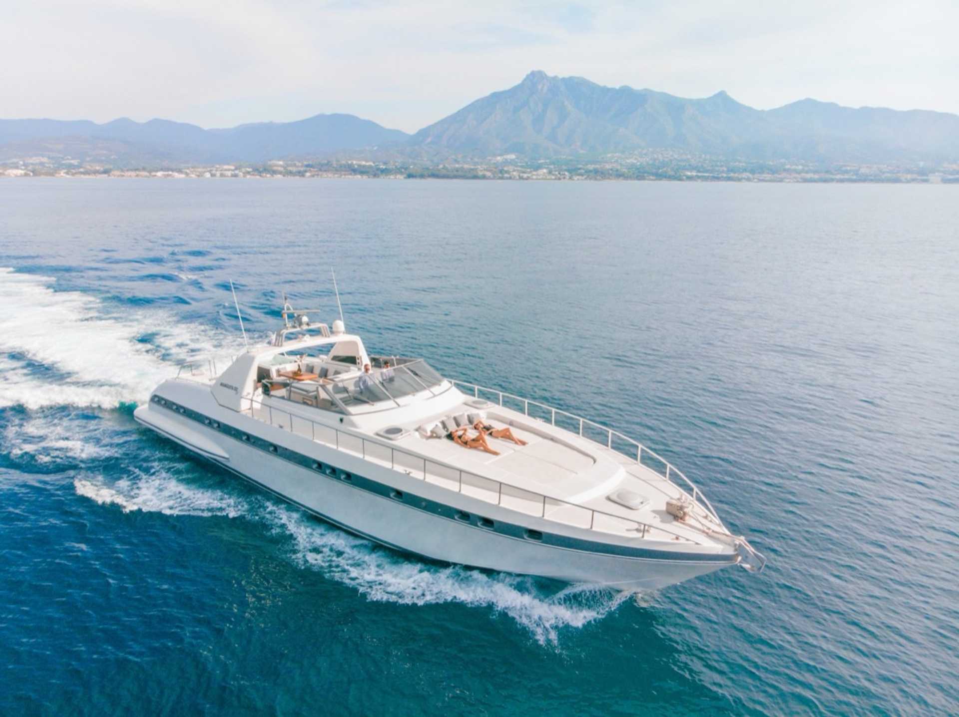 Mangusta 80 charter yacht photo