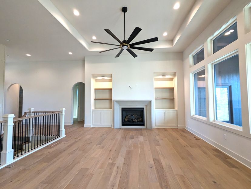 Roeser Homes — 16908 Hayes St