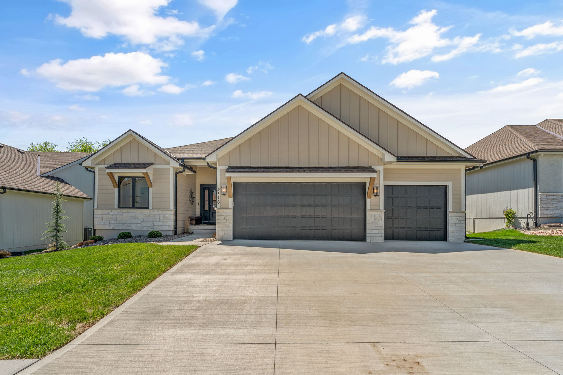 McGraw Homes, Inc. — 4316 NE Hideaway Dr