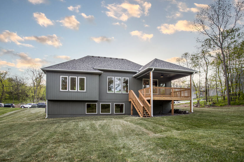 Top Shelf Home Builders — 1601 SW Stonewall Dr