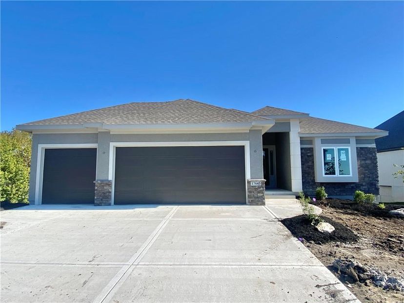 Pauli Homes — 9266 Gander St