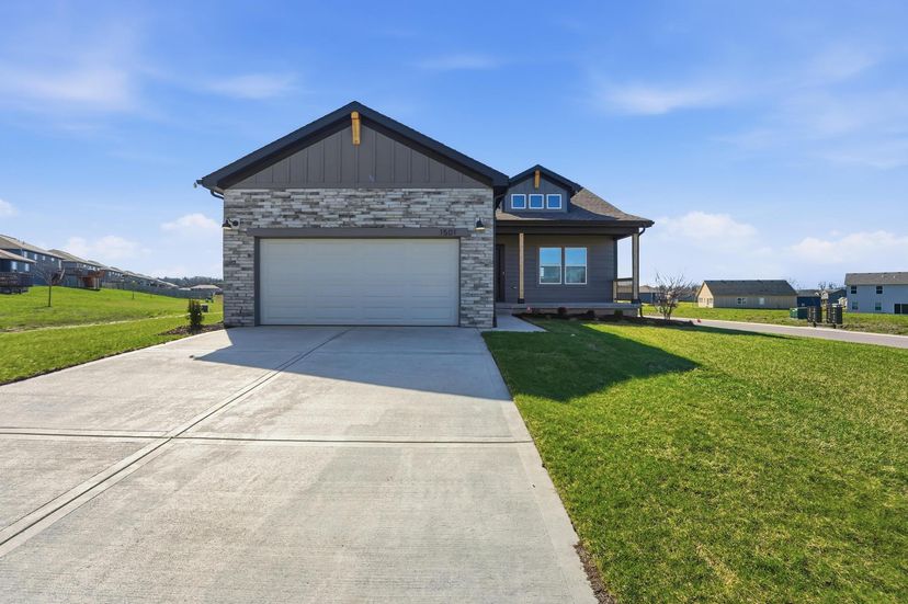 Summit Homes — 1501 SW 9th St