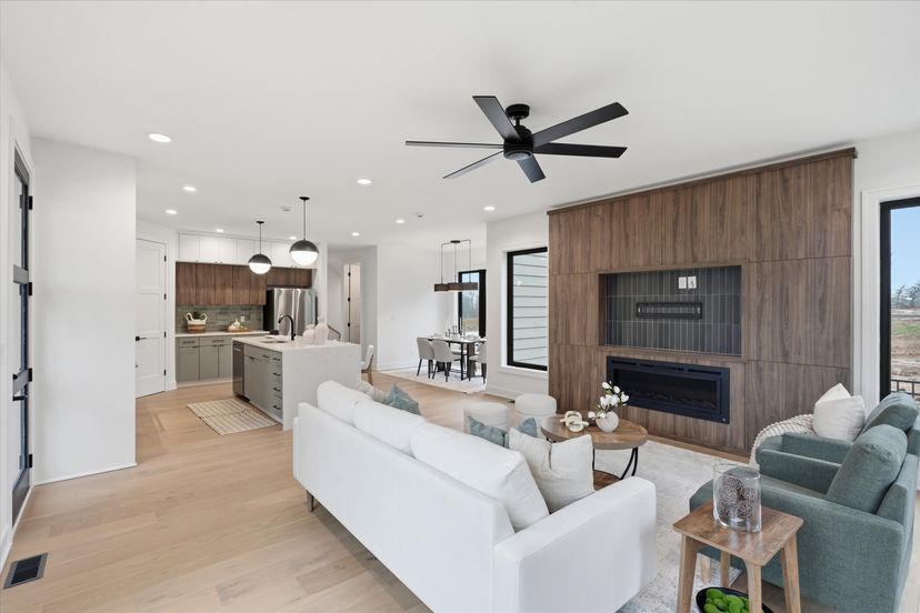 Crest Capital Group, LLC. — 2614 NW 84th Ter