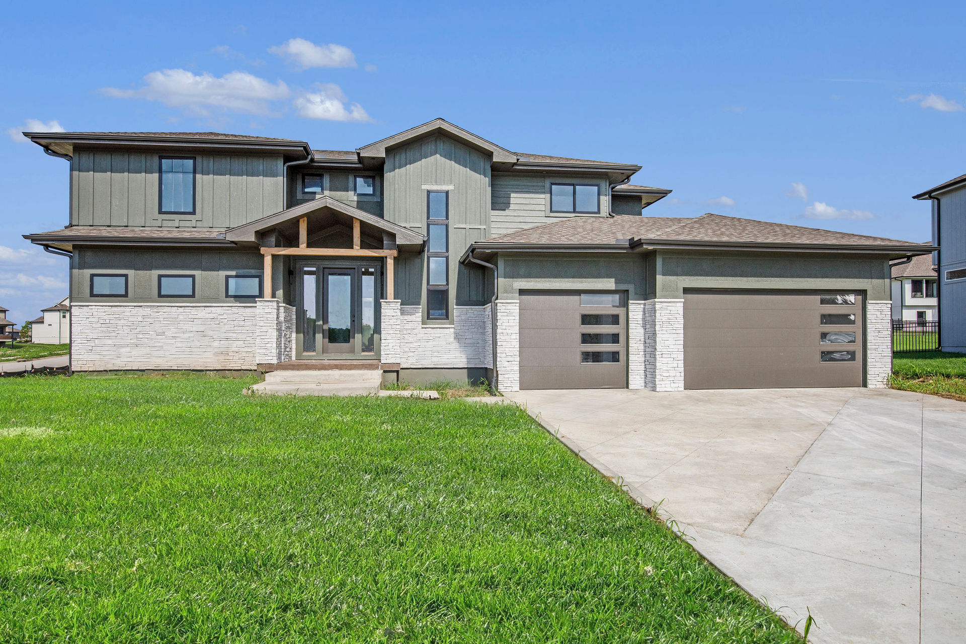 JW-Thomas  — 3205 SW Saddelbred Ter