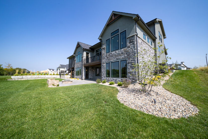 Owen Homes LLC — 8540 N Booth Ave