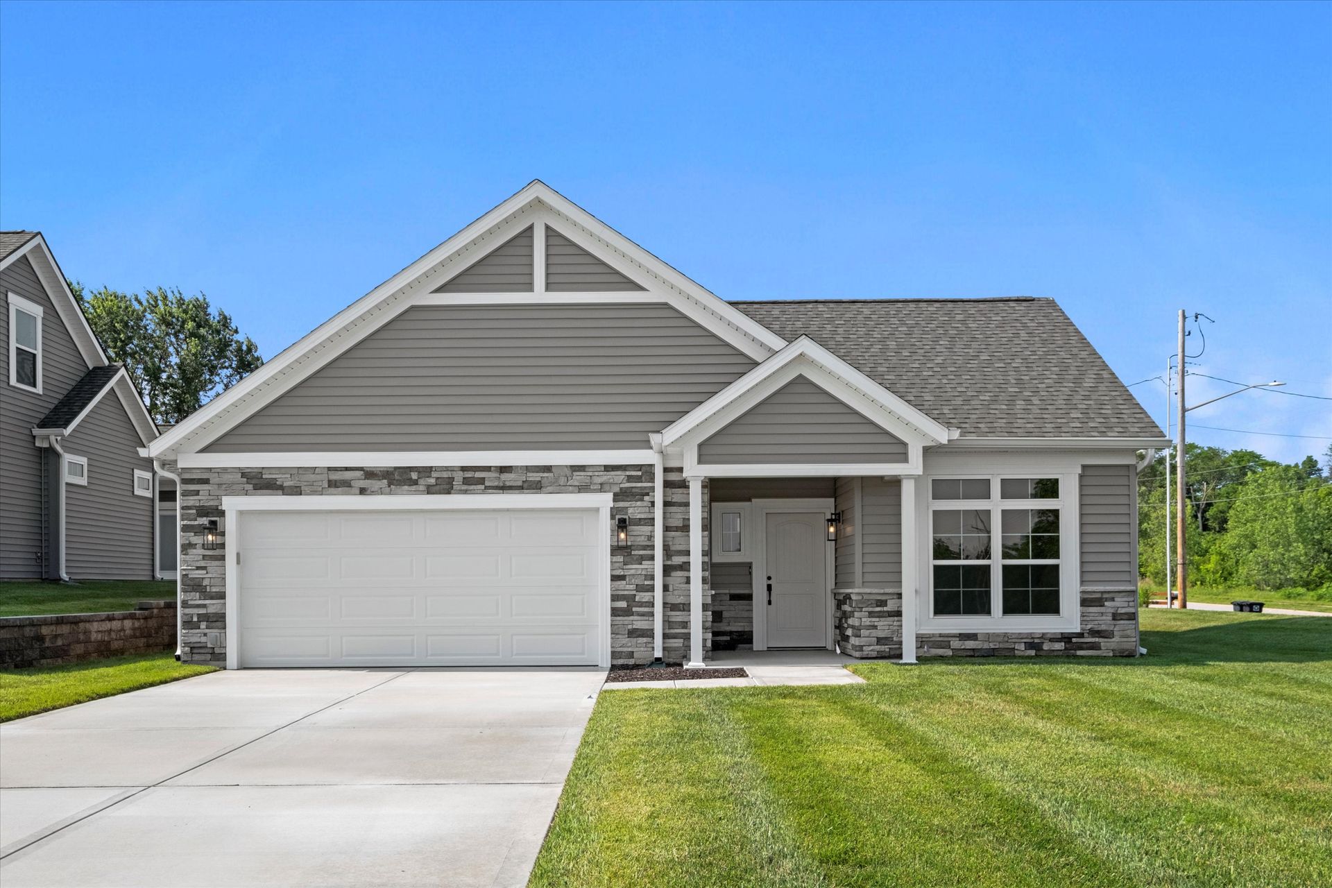 Premium Builders LLC — 11471 Webster Ave