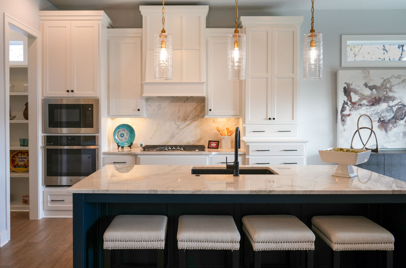 Don Julian Builders, Inc. — 9301 W 168th St