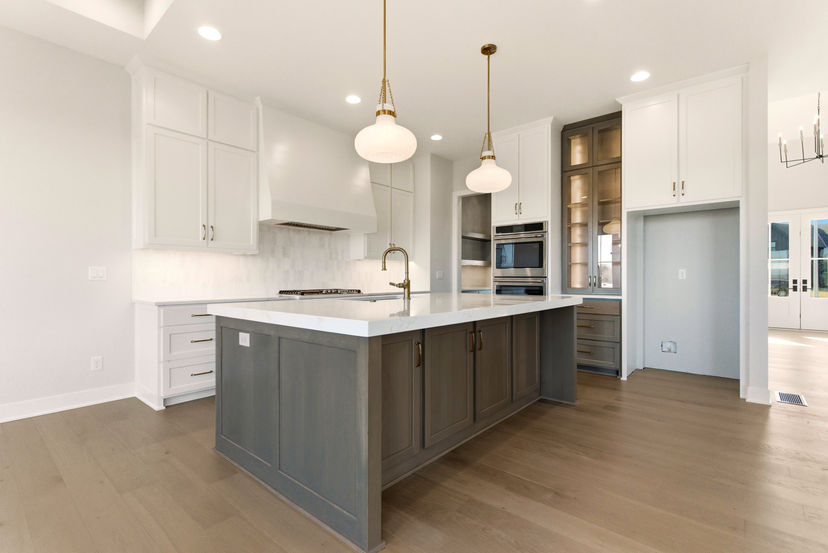 Bellah Homes — 1817 NE Lashbrook Dr