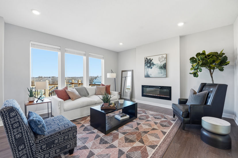 Summit Homes — 11115 N Glenwood Ave