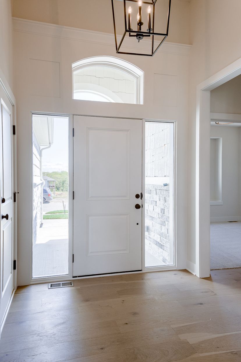 SAB Construction, LLC — 10718 N Bell St