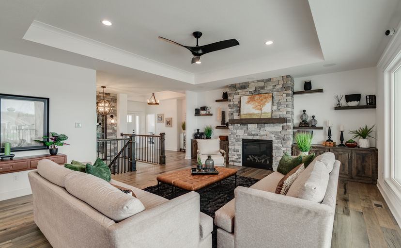 McGraw Homes, Inc. — 1824 NE Parkwood Dr