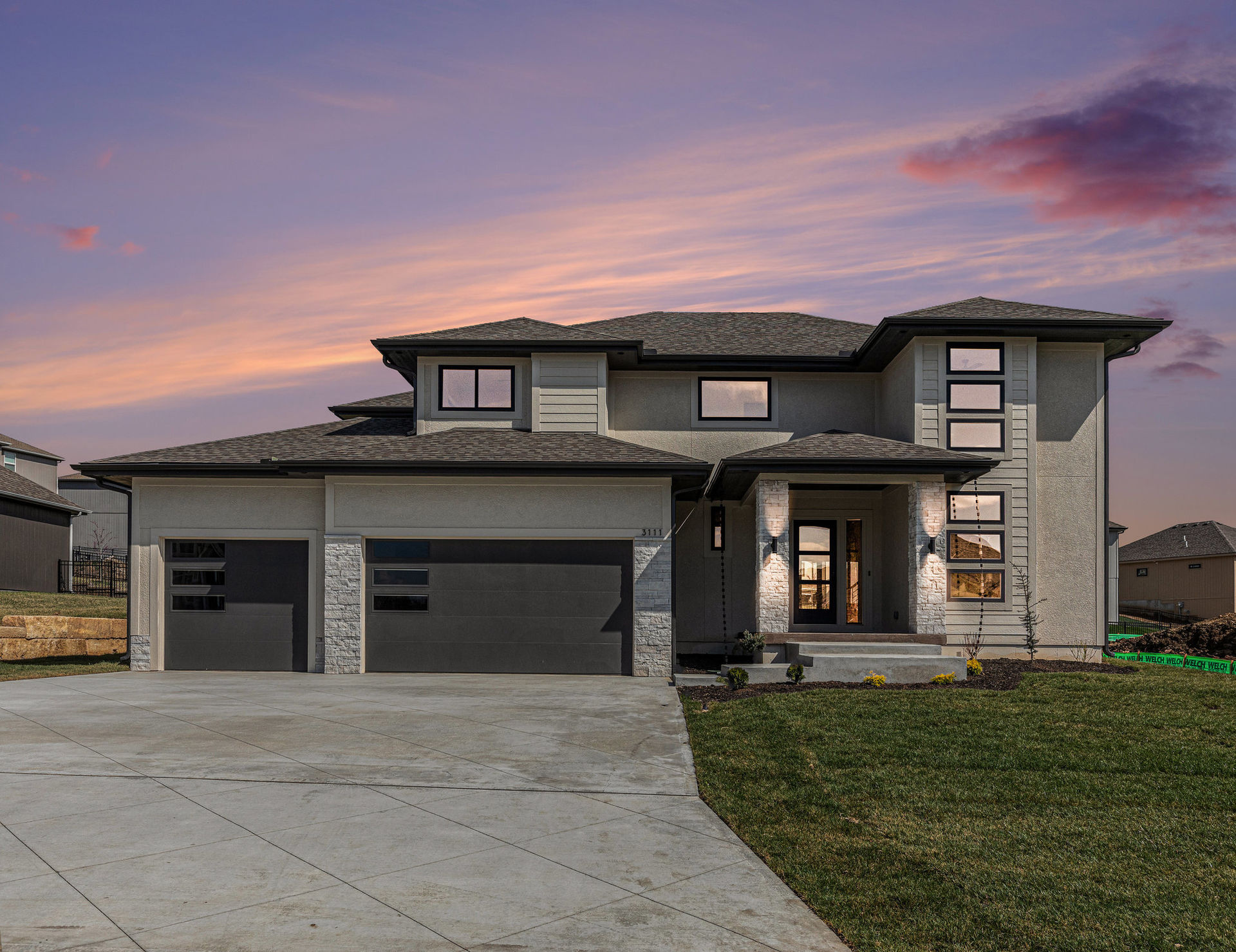 JW-Thomas  — 2517 NE Woodland Oak Cir