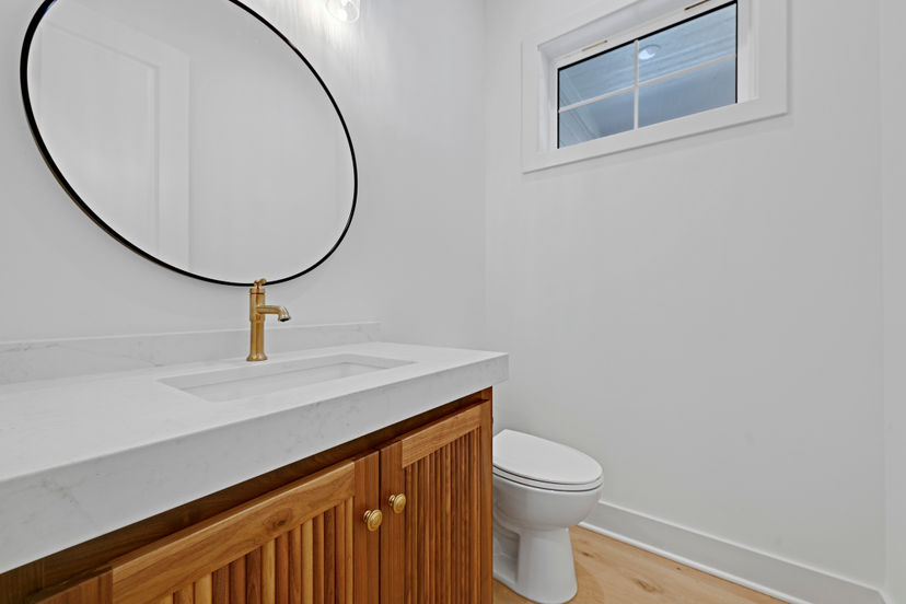 Roeser Homes — 17308 Earnshaw St