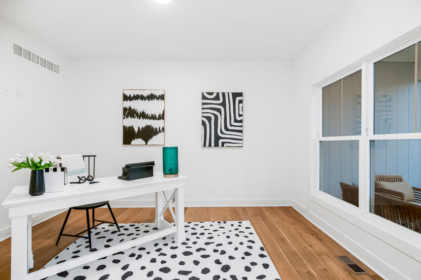 Rob Washam Homes — 813 Creekmoor Dr