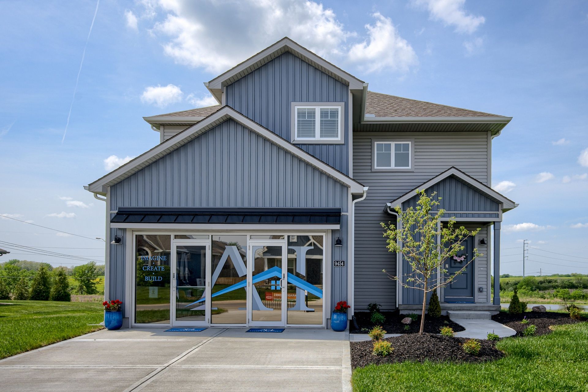 Ashlar Homes, LLC — 9454 N Amoret Ave