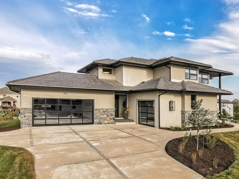 Don Julian Builders, Inc. — 17329 Larsen St
