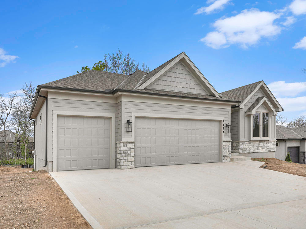 Spellerberg Custom Homes — 3218 SW Enoch St
